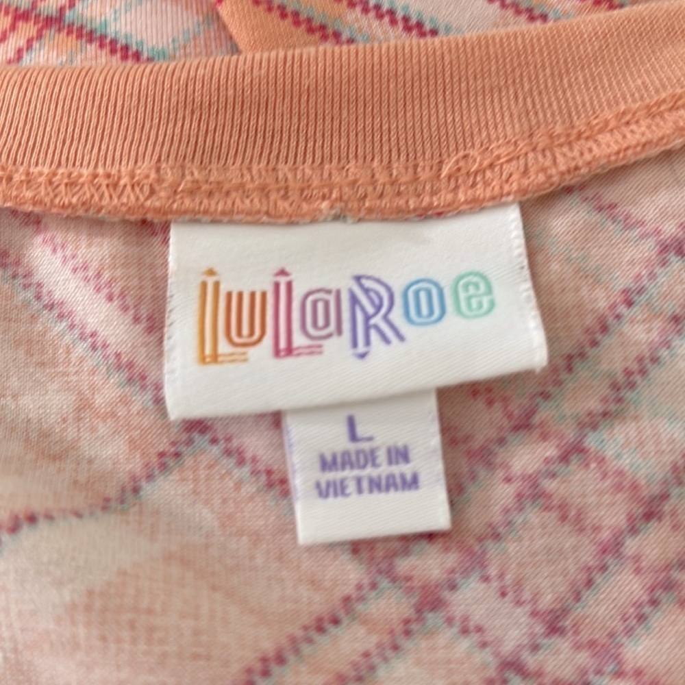 NWOT Christy T LuLaRoe Peach Plaid Short Sleeve Tee Top Size Large - Picture 4 of 5